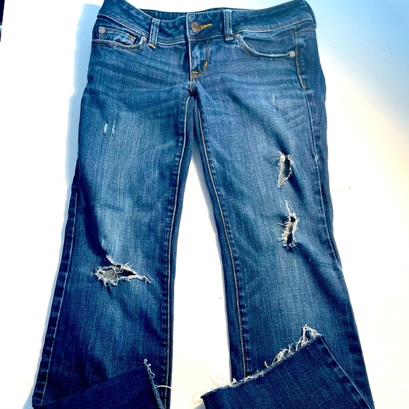 American Eagle size 4 low rise - Picture 10 of 10